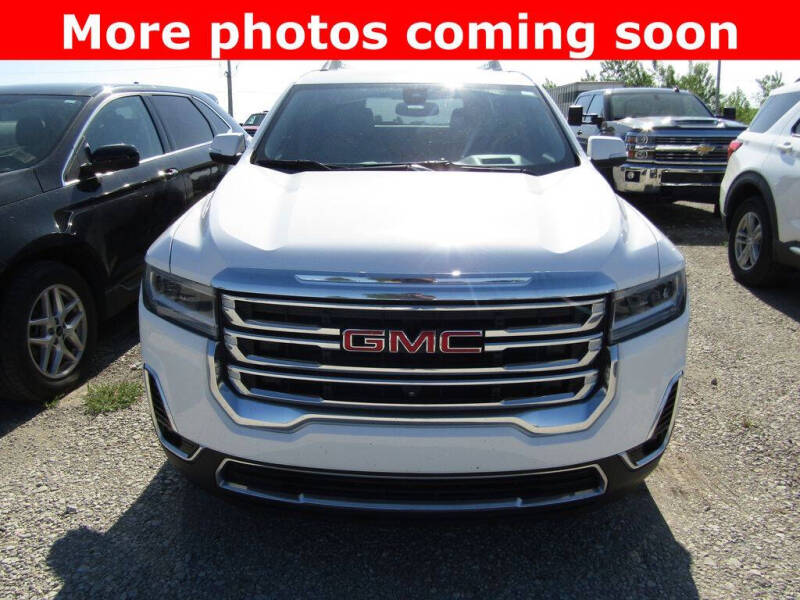2023 GMC Acadia SLT