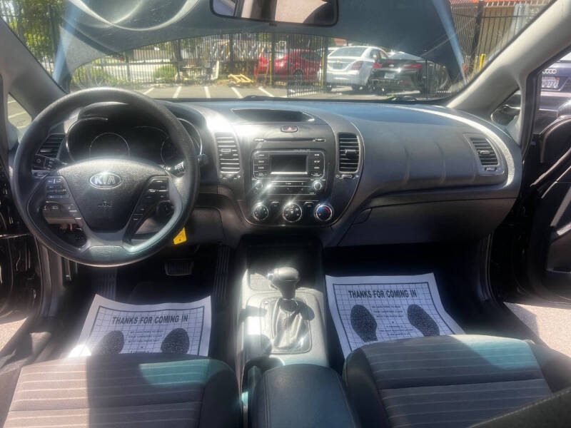 2016 Kia Forte5 LX
