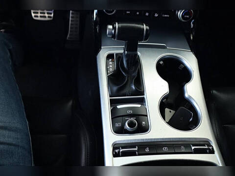 2022 Kia Stinger GT1