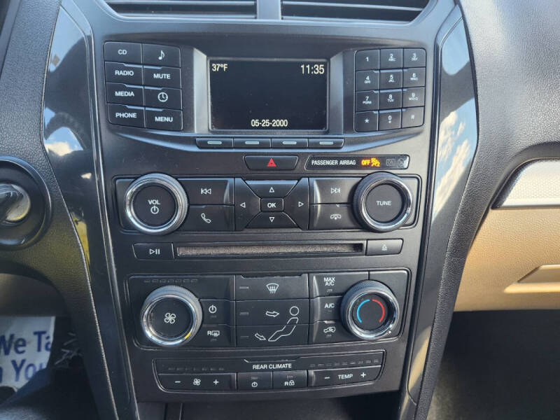 2017 Ford Explorer