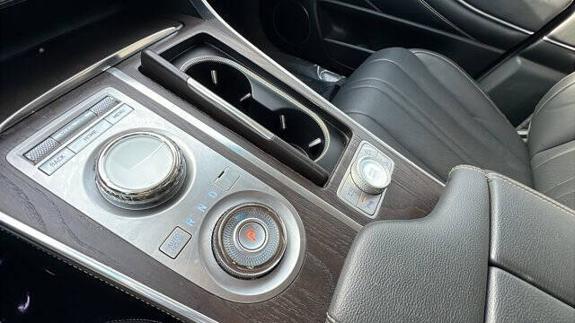 2024 Genesis GV80 2.5T