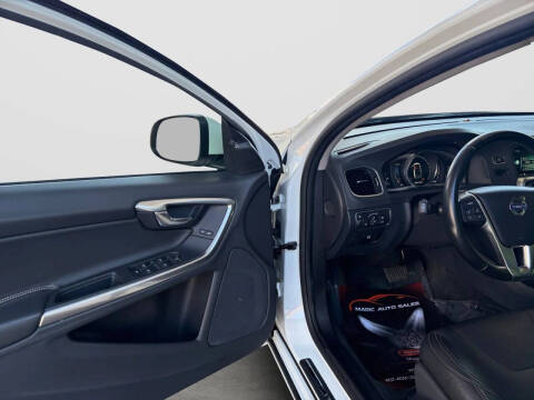 2017 Volvo S60 T5 Dynamic