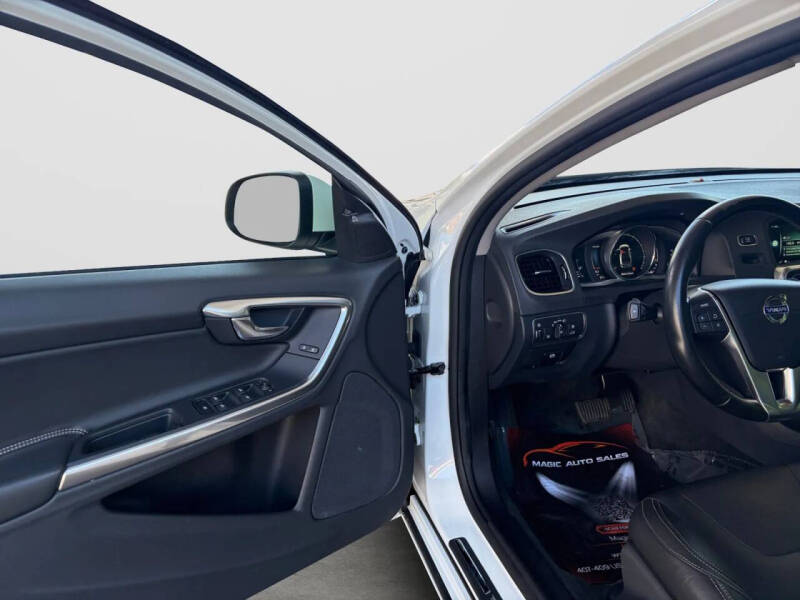 2017 Volvo S60 T5 Dynamic