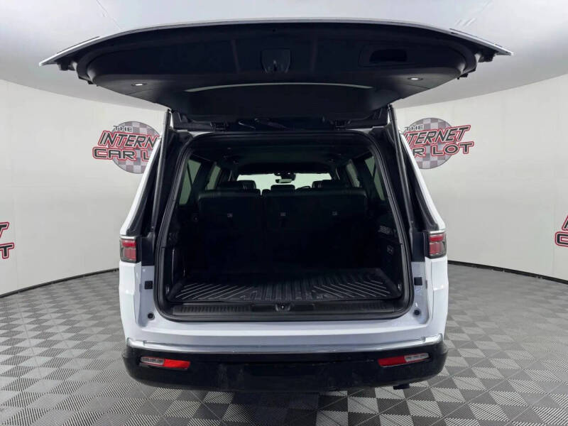 2024 Jeep Wagoneer L