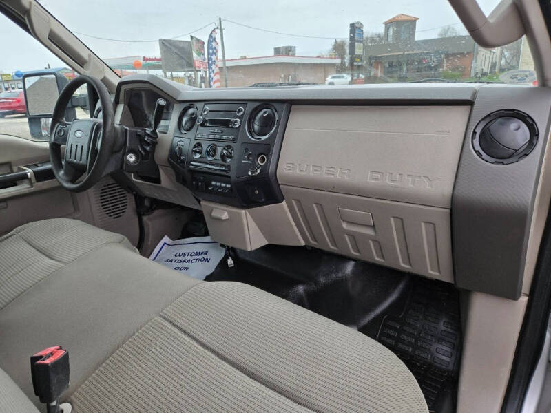 2009 Ford F-250 Super Duty XL - Photo 11