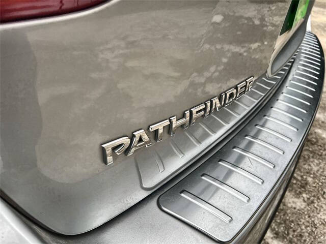 2018 Nissan Pathfinder SV