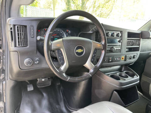 2018 Chevrolet Express 2500