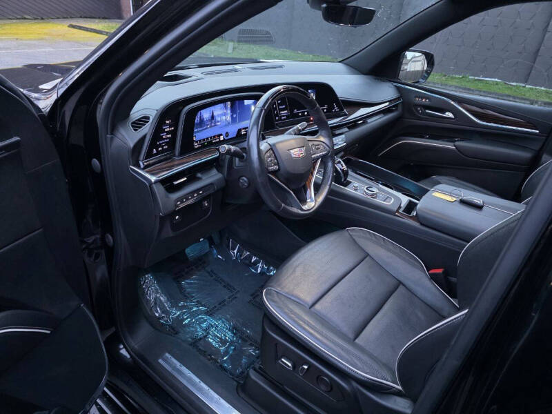 2023 Cadillac Escalade Premium Luxury