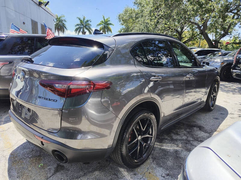 2019 Alfa Romeo Stelvio Ti