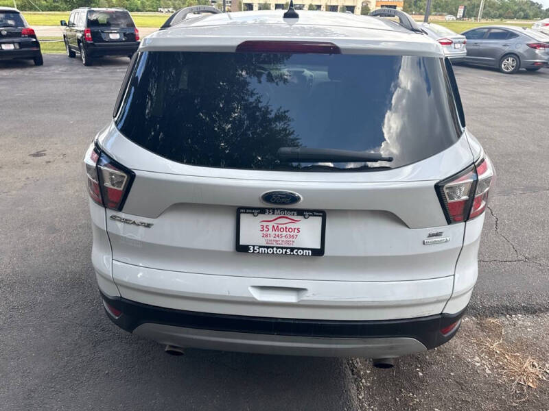 2018 Ford Escape SE