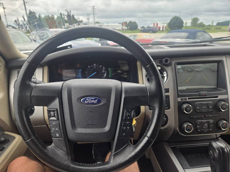2017 Ford Expedition EL XLT