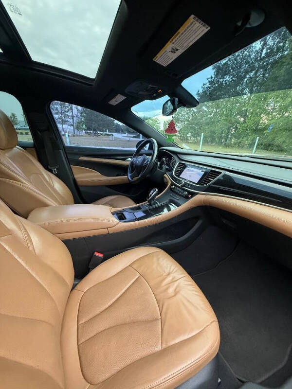 2017 Buick LaCrosse Essence