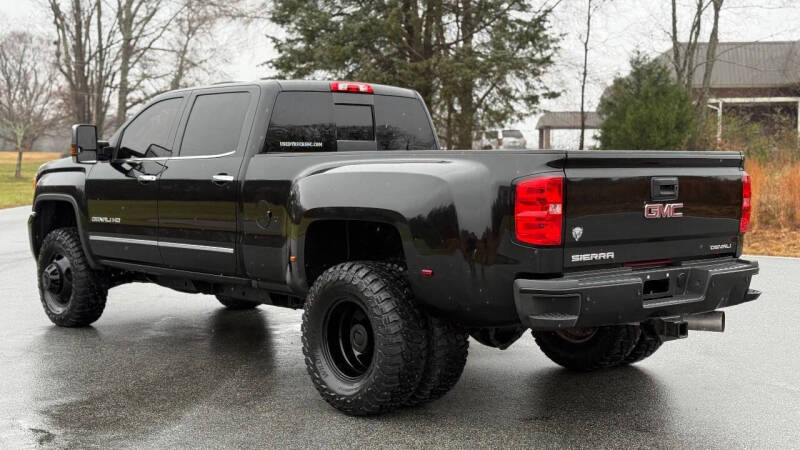 2019 GMC Sierra 3500HD Denali