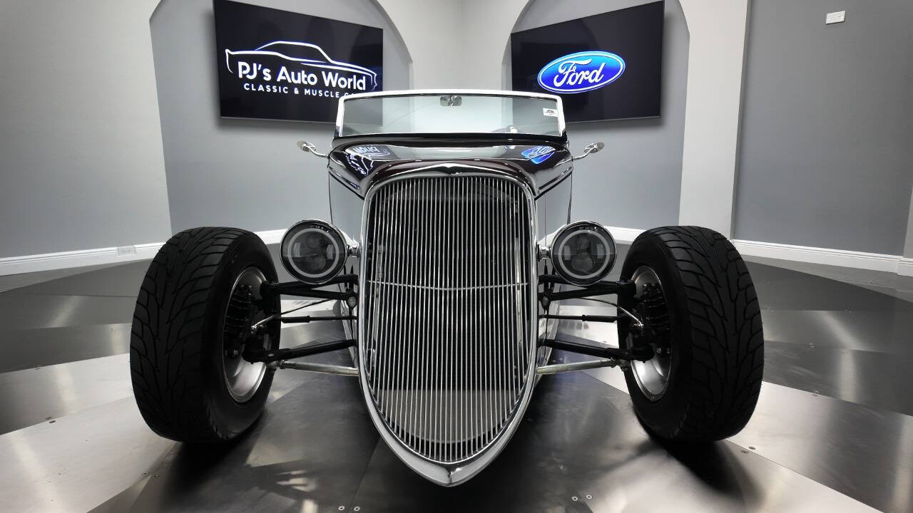 1933 Ford Factory 5 Hot Rod 8