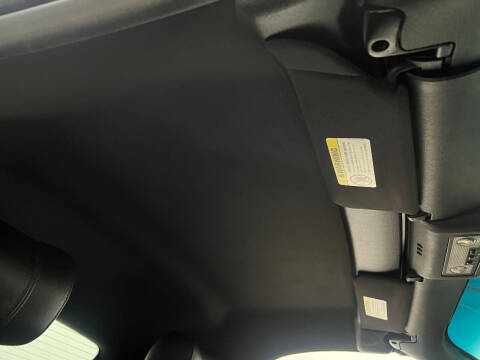 2005 Ford Thunderbird Deluxe