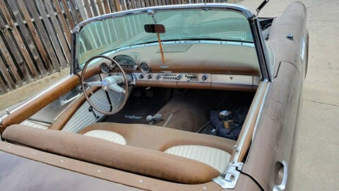 1955 Ford Thunderbird