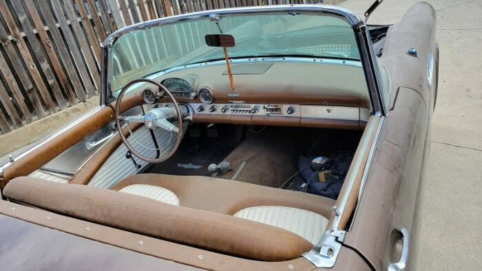 1955 Ford Thunderbird