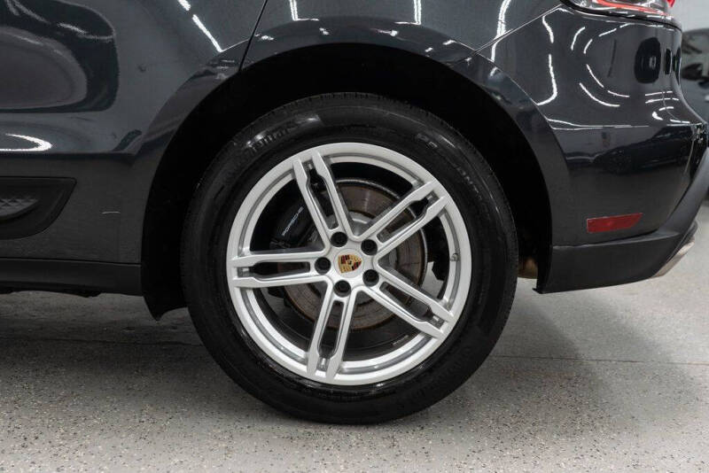 2023 Porsche Macan