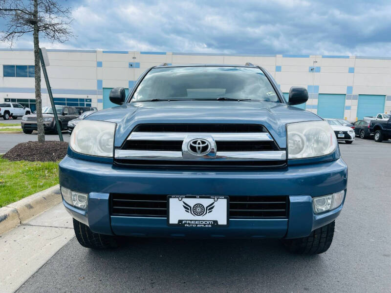 2005 Toyota 4Runner SR5 photo 3