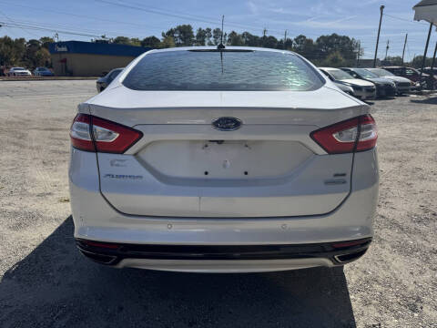 2015 Ford Fusion SE