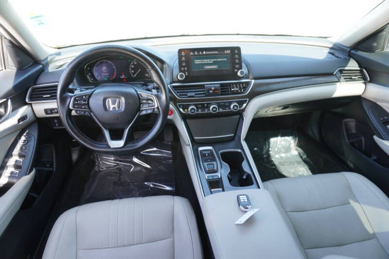 2018 Honda Accord EX-L w/Navi