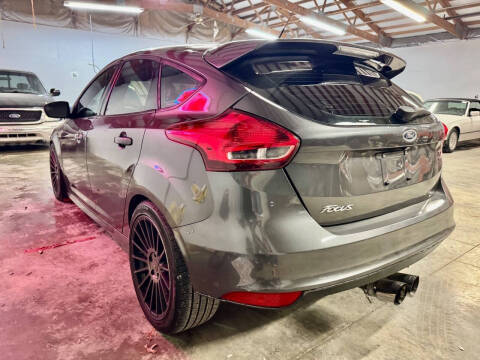 2017 Ford Focus ST
