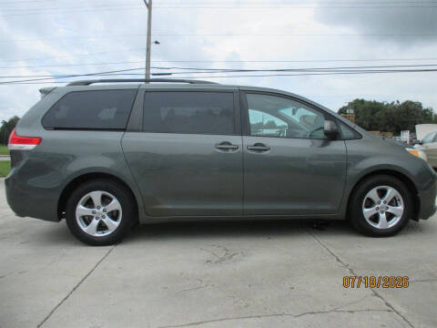 2014 Toyota Sienna