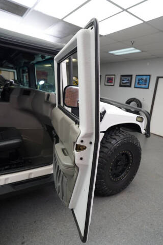 2002 HUMMER H1 Open Top