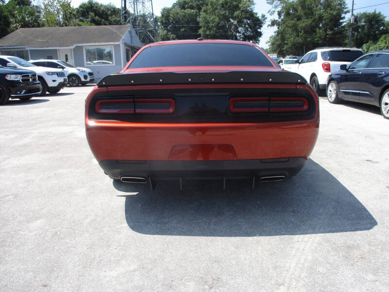 2020 Dodge Challenger SXT