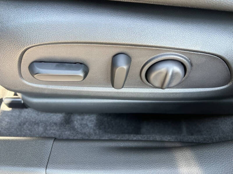 2025 Chevrolet Trax RS