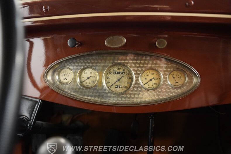1932 Chrysler Cirrus