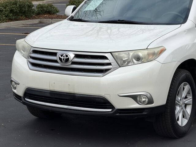 2012 Toyota Highlander SE