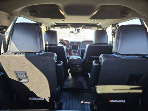 2017 Lincoln Navigator Select