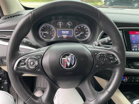 2020 Buick Enclave Essence