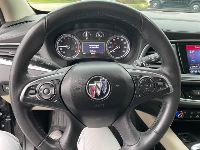 2020 Buick Enclave Essence