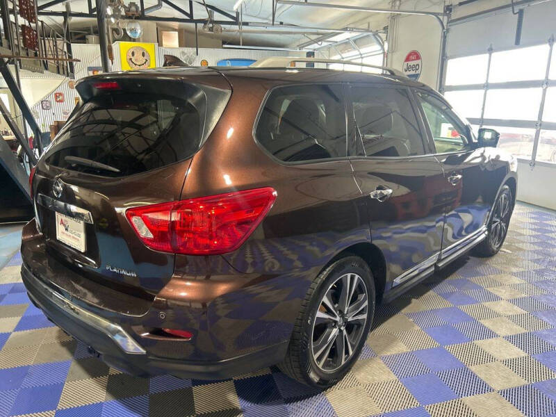2020 Nissan Pathfinder Platinum