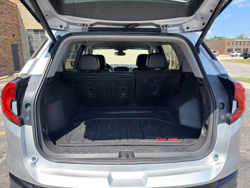 2021 GMC Terrain SLT