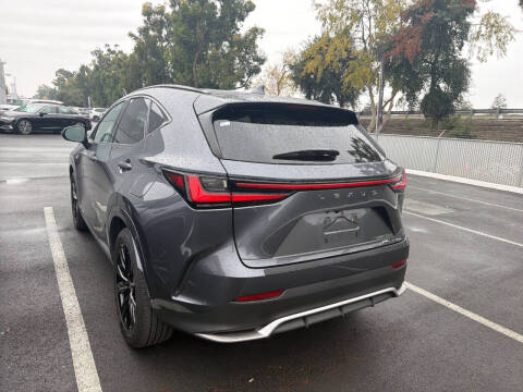 2024 Lexus NX 450h+ F SPORT Handling