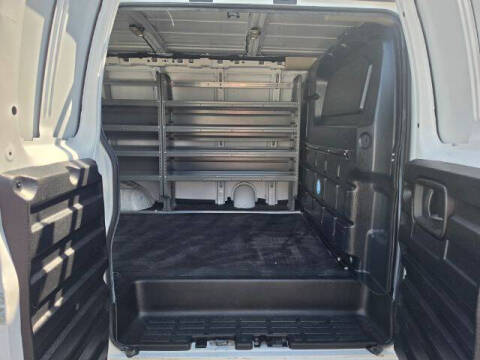 2021 Chevrolet Express 2500