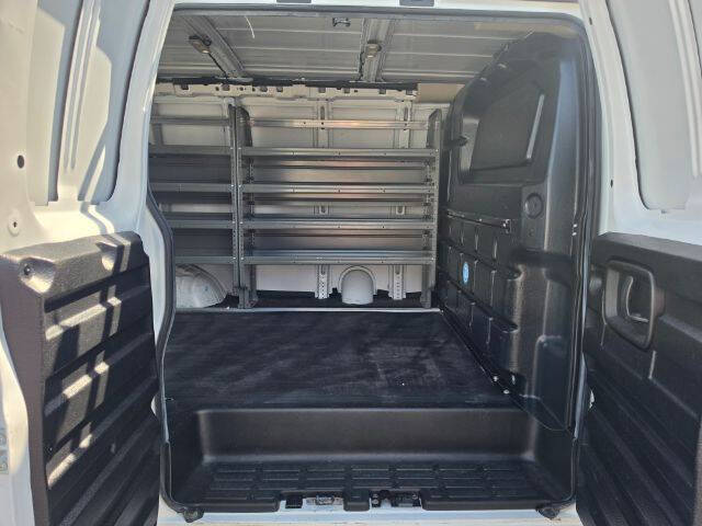 2021 Chevrolet Express 2500