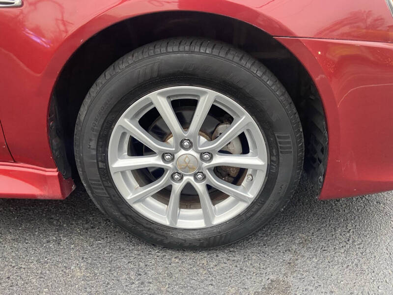 2016 Mitsubishi Lancer ES