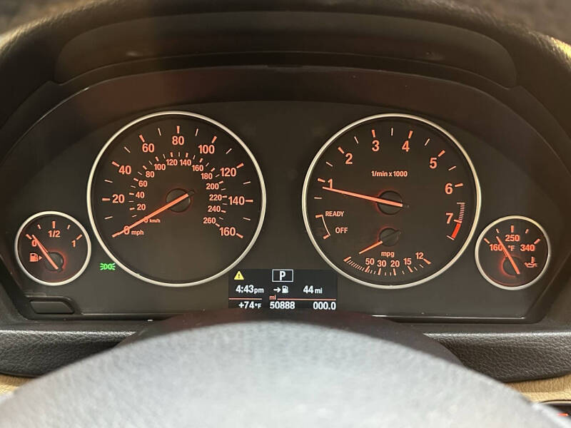 2014 BMW 3 Series 320i