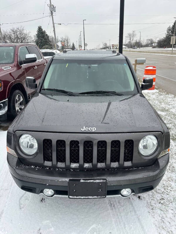 Used 2016 Jeep Patriot Latitude with VIN 1C4NJRFB2GD658888 for sale in Oak Creek, WI