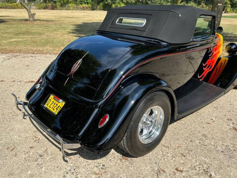 1934 Ford Cabriolet