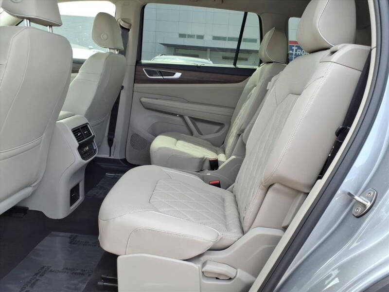 2026 Volkswagen Atlas SEL Premium R-Line 4Motion