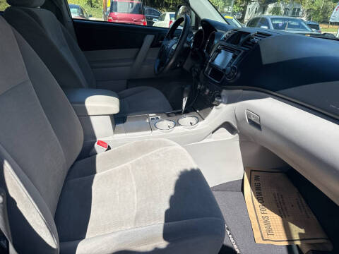 2013 Toyota Highlander Plus