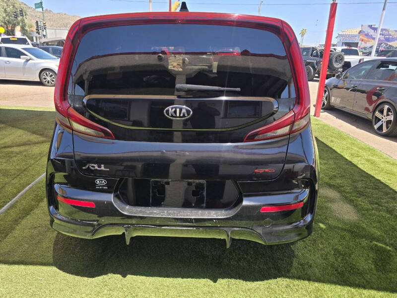2020 Kia Soul GT-Line