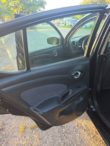 2016 Nissan Versa