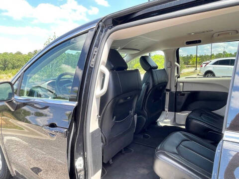 2023 Chrysler Pacifica Touring L