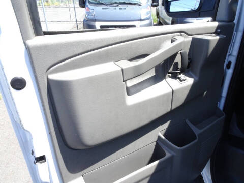 2017 Chevrolet Express 2500